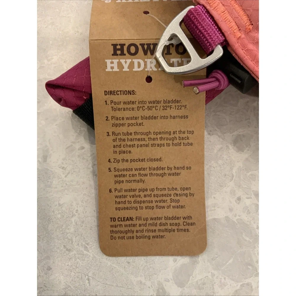 Arcadia Trail Water Bladder Harness For Dogs Pink Size Small w/Collapsible Bowl